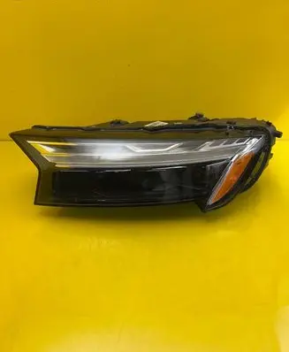 Audi Q7 4M Headlight/headlamp 4M0941039F