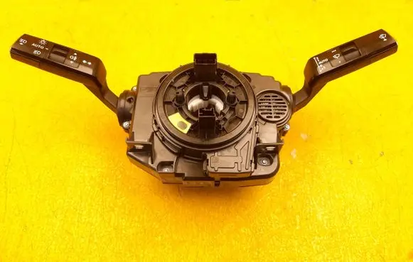 Peugeot 3008 III Wiper turn signal indicator stalk/switch 9845235980