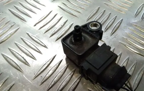 BMW 5 E39 Air pressure sensor 2246977