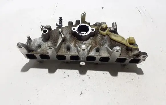 Renault Master III Intake manifold 140035154R