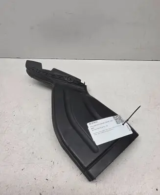 Audi A4 S4 B6 8E 8H Air intake duct part 8E0129618D