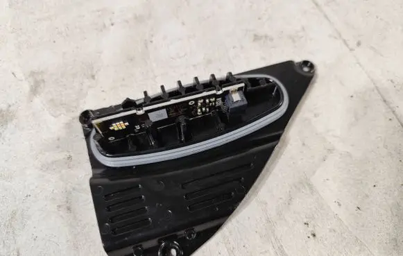 Volkswagen Multivan T6 LED ballast control module 90166088