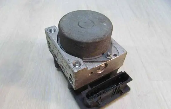 Renault Scenic II - Grand scenic II ABS Pump 0265800519 7412