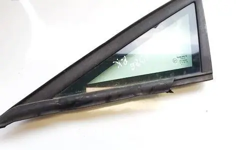 Seat Leon (1P) Front triangle window/glass DOT497M31AS2