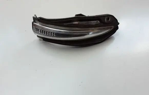 Toyota RAV 4 (XA40) Mirror indicator light 8174042020