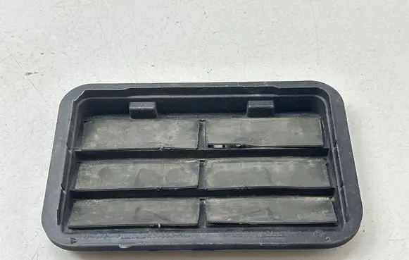 Peugeot Traveller Quarter panel pressure vent AG13B280B63AC