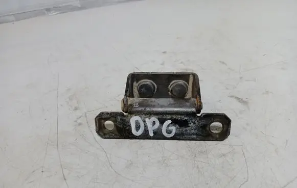 Nissan X-Trail T30 Tailgate/trunk/boot hinge