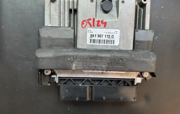 Audi A4 S4 B8 8K Engine control unit/module 8K1907115D 39840608 AU80J05