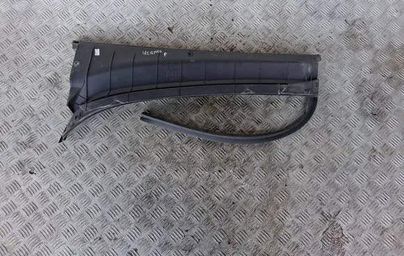 Chevrolet Orlando Windshield trim 95227746