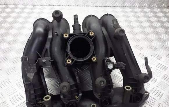 Mercedes-Benz C W203 Intake manifold A1111412001