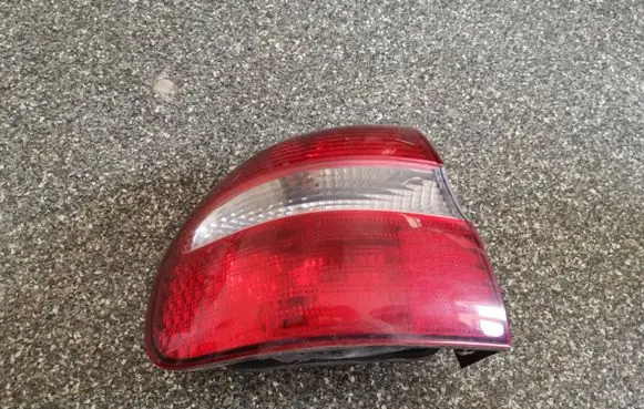 Volvo S40, V40 Rear/tail lights