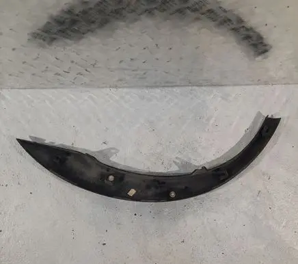 Volvo XC70 Rear arch trim 8620134