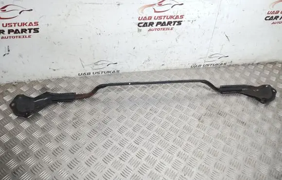 Ford Kuga I Other engine bay part