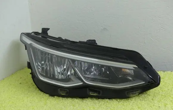 Volkswagen Golf VIII Headlight/headlamp 5H1941006