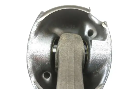 Audi A4 S4 B5 8D Piston 