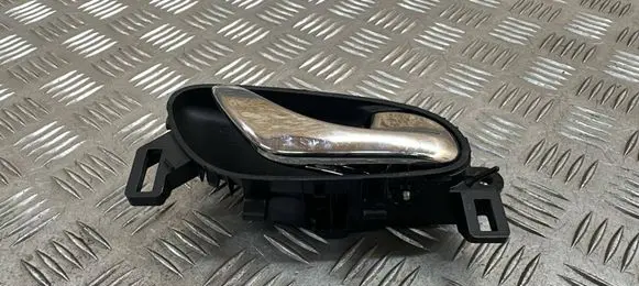Nissan Qashqai Front door interior handle 806704EA1A