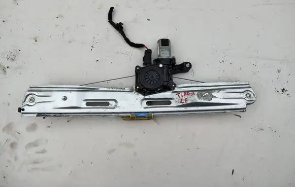 Fiat Tipo Front window lifting mechanism without motor