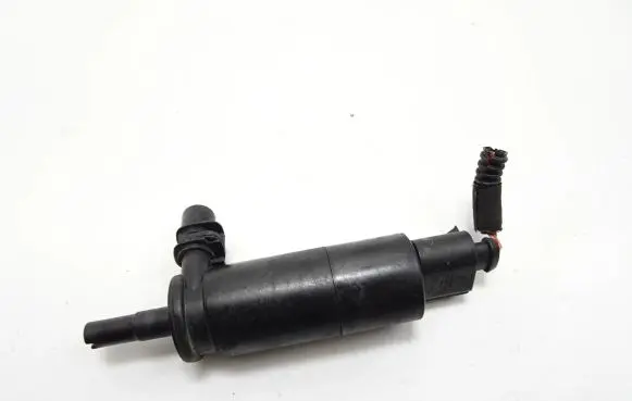Volkswagen Scirocco Headlight washer pump 3B7955681