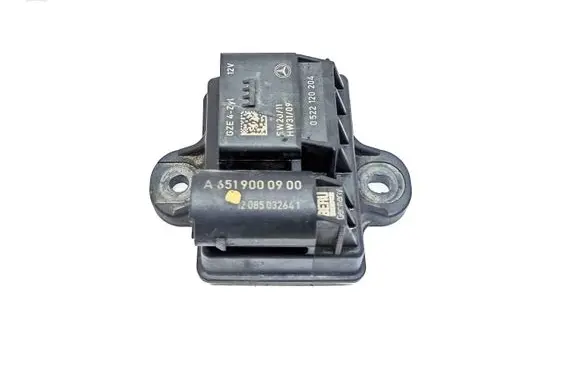 Mercedes-Benz C W204 Glow plug pre-heat relay A6519000900 0522120204 12085032641