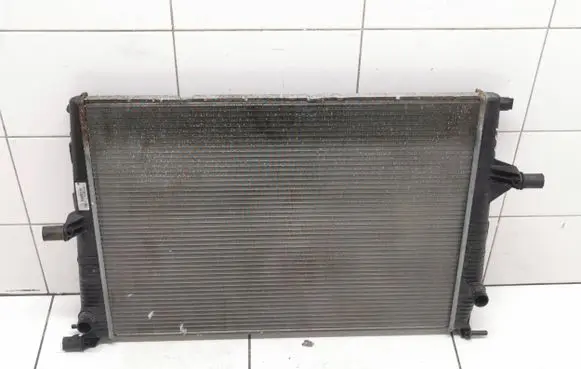 Renault Megane III Coolant radiator Rm1822 M135746
