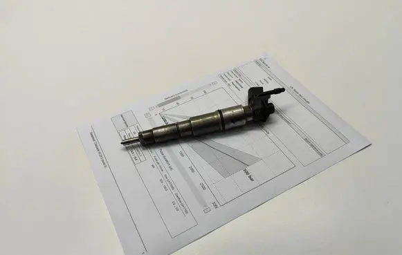 Fuel injector