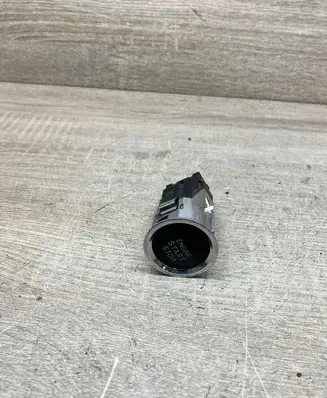 Toyota Corolla E110 Engine start stop button switch 6842L41B