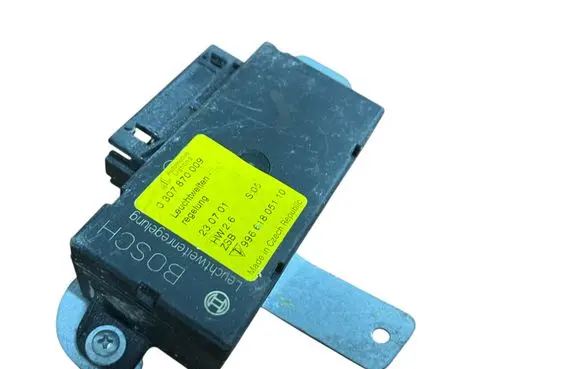 Porsche 996 Light module LCM 99661805110 0307870009