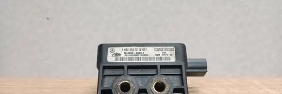 Mercedes-Benz C W203 ESP acceleration yaw rate sensor A0025427218 10098000381 AQRS00076227