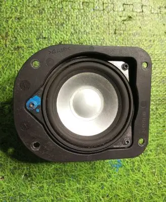 BMW 6 E63 E64 Parcel shelf speaker 65139142516 9142516