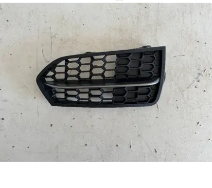 BMW 2 F22 F23 Front bumper lower grill 8055956