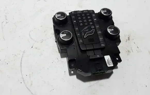 Volvo V40 Air conditioner control unit module 31398643
