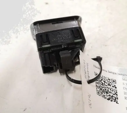 Mercedes-Benz E W212 Electric window control switch A2049057601