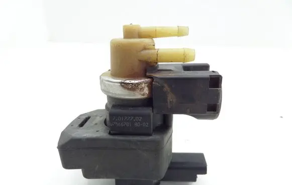 Mini One - Cooper Coupe R56 Turbo solenoid valve V756678180