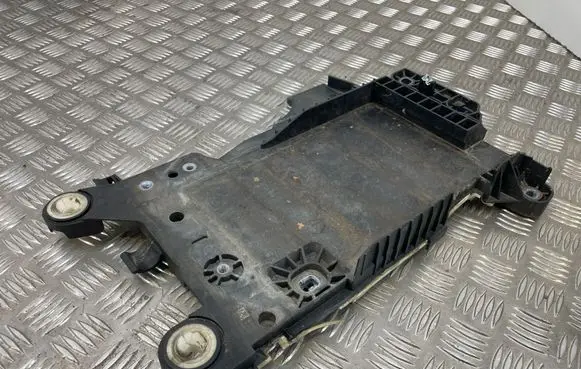 BMW 2 F45 Battery tray 9387574