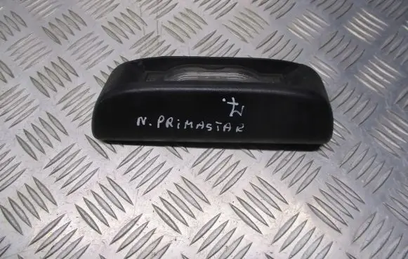 Nissan Primera Third/center stoplight
