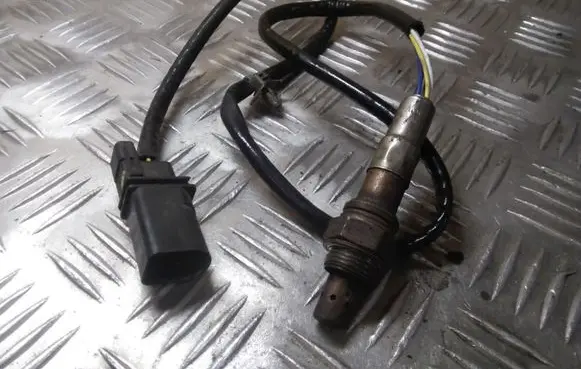 Opel Corsa D Lambda probe sensor 55562290