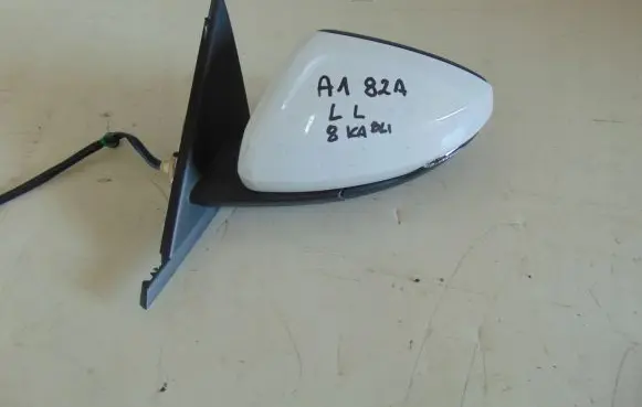 Audi A1 Front door electric wing mirror