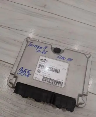 Renault Twingo II Engine control unit/module ECU 8200784572