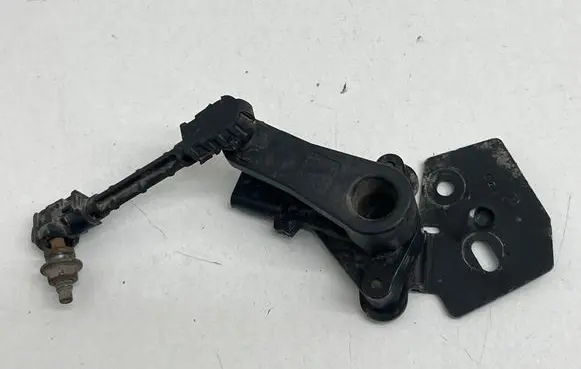 Citroen C5 Aircross Headlight/headlamp level sensor 9826684080 1690J