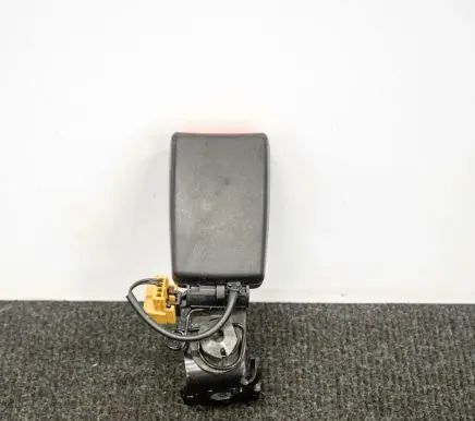 Audi Q3 8U Rear seatbelt buckle 4G0857740A
