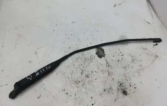 Toyota Avensis T220 Rear wiper blade arm NOCODE
