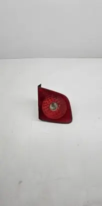 Volkswagen Phaeton Tailgate rear/tail lights 333621L