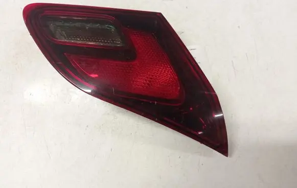 Opel Astra J Tailgate rear/tail lights 1090098