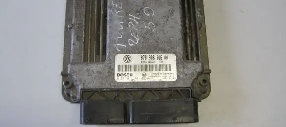 Volkswagen Touareg I Engine control unit/module ECU 070906016AA