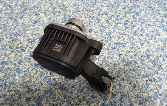 Audi Q7 4M Hydraulic servotronic pressure valve 0411151034572