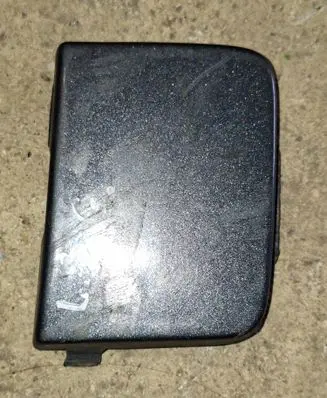 Renault Laguna III Rear bumper row hook cap/cover P0009309