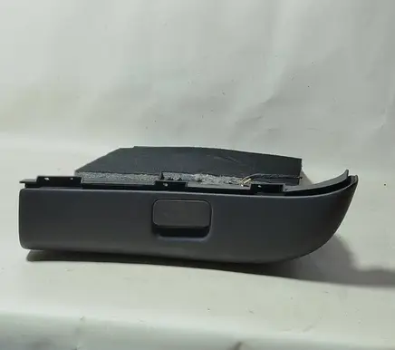 Mercedes-Benz A W168 Glove box 1686890091