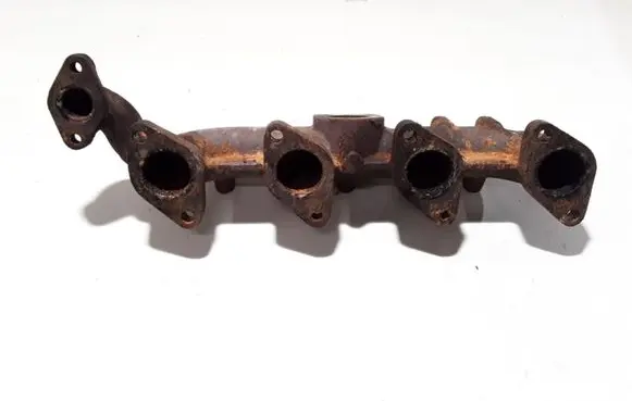 KIA Sorento Exhaust manifold
