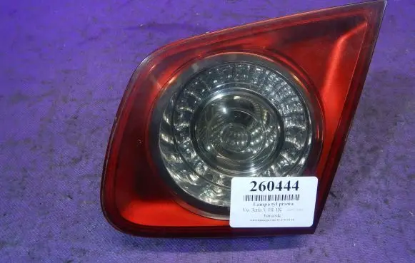 Volkswagen Jetta V Rear/tail lights 1K5945094