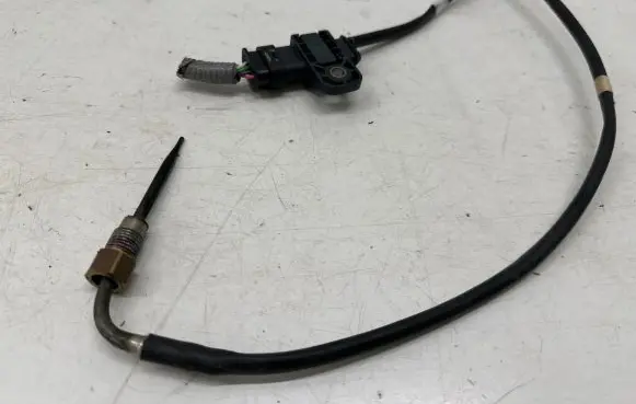 Nissan Qashqai J12 Exhaust gas temperature sensor 226588992R
